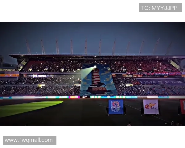 10月31日天津泰达迎战大连人争夺中超联赛关键三分的精彩对决